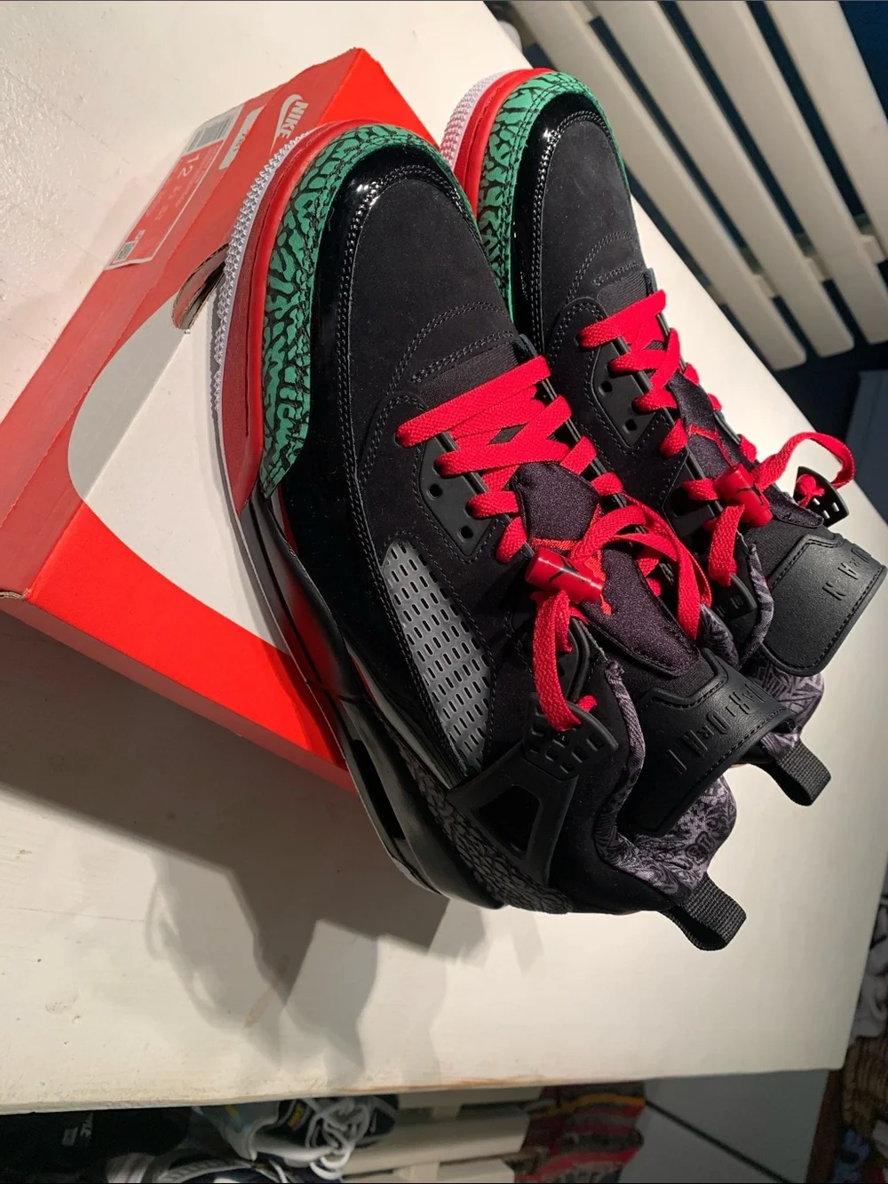 Jordan spizike black